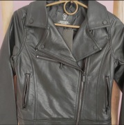 RESERVED nowa z metką,skórzana ,czarna kurtka ramoneska r. 146
