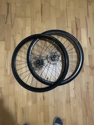 Koła Triban tubless ready + kaseta + opony contine