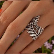 Pierścionek damski srebrzysty geometryczny liść regulowany nowoczesny