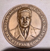 MEDAL  GENERAŁ STEFAN ROWECKI