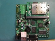 Router Mikrotik RouterBOARD 411R
