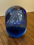 UNIKAT Śliczny szklany przycisk do papieru CUDO