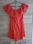 Koralowy krótki kombinezon w stylu hiszpanki 