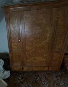Zabytkowe szafy - 4 sztuki, każda po 800 zł
