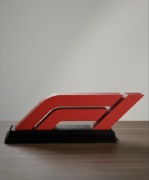Statuetka z logo F1