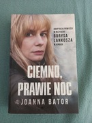 Książka " Ciemno prawie noc "