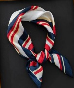 Apaszka chusta gawroszka klasyczna 70x70 cm vintage satynowa gładka