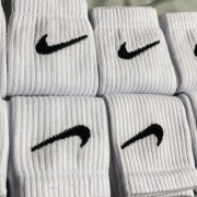 Zestaw 3 pary  Skarpety nike dri-fit białe 42-45