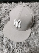 Czapka NY