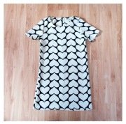 Sukienka w serca serduszka Dolls Paris 