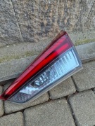 LAMPA TYŁ PRAWA TOYOTA AURIS II 2 KLAPY BAGAŻNIKA 15-18 LIFT HB LED EU