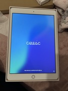 iPad 7gen, 32gb, złoty + klawiatura i rysik 