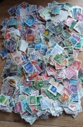 Znaczki pocztowe MIX krajów Ok. 1000 szt. (75a)