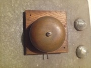 Stary dzwonek dla kolekcjonera 