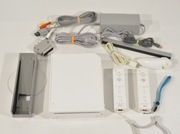 NINTENDO WII KONSOLA + 2 PADY, komplet