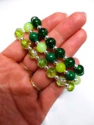 Zestaw bransoletek ręcznie robionych