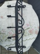 Metalowy wieszak wraz z półką 