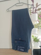 Granatowe spodnie męskie 