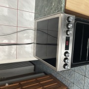 Kuchnia/kuchenka elektryczna wolnostojąca Beko