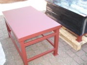 Stół wibracyjny z silnikiem