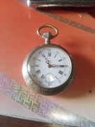 Stary zegarek kieszonkowy.