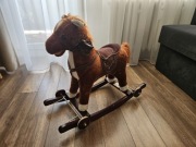 Konik na biegunach wydaje dzwieki melodyjka kólka