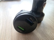 Ładowarka  usb samochodowa  szybkiego ładowania 