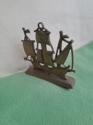 Figurka dekoracyjna statek zaglowy 