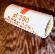 Rolka bankowa. 10zl x 25 szt. Rok 1988. Stan menniczy.