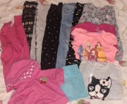 Zestaw ubranek dla dziewczynki rozmiar 122/128