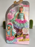 Duża lalka księżniczka z akcesoriami opis