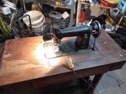 Stara maszyna do szycia Łucznik
