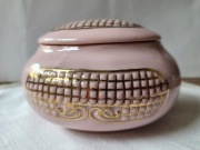 Wawel różowa porcelana szkatułka 