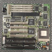 Płyta główna Shuttle HOT-555A rev. 3.2 + Intel Pentium MMX 233MHz