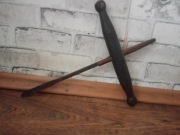 Stary ręczny przebijak typu T – narzędzie stolarsko-kowalskie, antyk