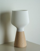 CALIZ M – lampka nocna / lampa stołowa E27 LED, minimalistyczna