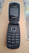 Telefon komórkowy Samsung SGH-C260 z klapką