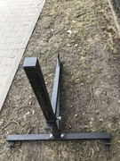 wieszak na worek bokserski z uchwytami na drabinki