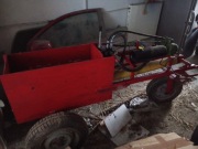 Prasa do zgniatania kartonów w brykiet 