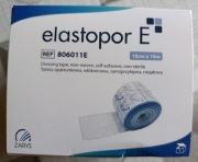 Taśma opatrunkowa włókninowa 10 cm x 10 m ELASTOPOR E zarys