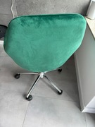 Fotel biurowy na kółkach 