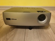 Rzutnik - Projektor - InFocus IN26+ 1197 godz. - lampa słabo świeci - foto