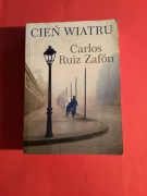713. „CIEŃ WIATRU „ - CARLOS RUIZ ZAFON - 2009 rok