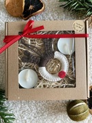 Świąteczny zestaw prezentowy makrama, świeczki sojowe 