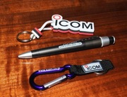 Gadżety Icom - Zawieszka Długopis Karabińczyk 