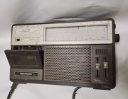 stary radiomagnetofon RM 221 Kasprzak i flaki drugiego