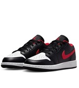 Buty Air Jordan 1 Low Rozmiar 44 (28 cm) kolor Black / Fire Red / White
