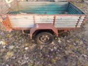 Przyczepka samochodowa typu sam