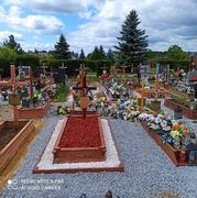 Obudowa grobu, ramka nagrobna z montażem Wrocław i