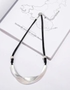 Naszyjnik kolia futurystyczna ze stopu cynku miedziana na sznurku